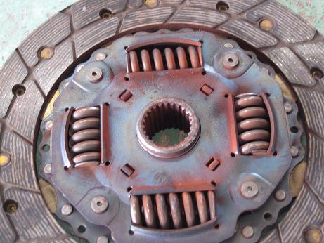 ＤＩＹでクラッチディスク交換（シビックＥＧ６）